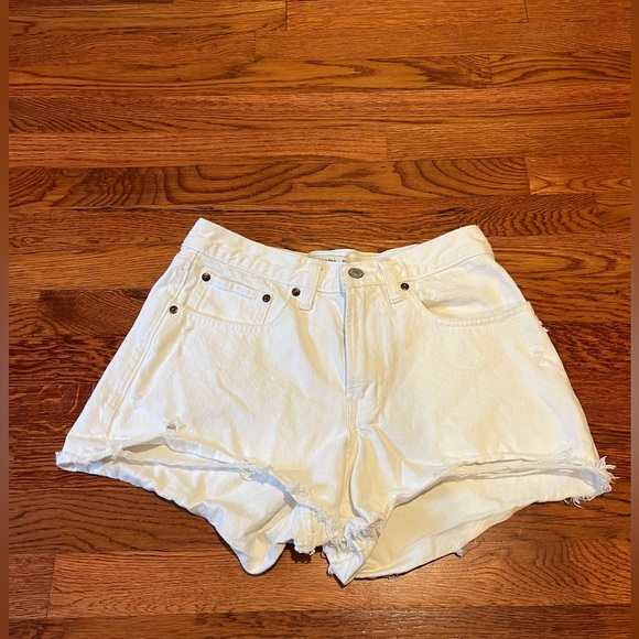 Abercrombie White Denim Women Shorts - Picture 1 of 3